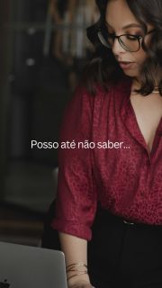 Não precisa de saber tudo para gerir um negócio.

Mas há uma coisa que faz toda a diferença: saber quando precisa de apoio certo.

No dia a dia, é normal focar-se nas vendas, na operação, na equipa. E o jurídico vai ficando para depois… até deixar de poder esperar.

A realidade é que muitos dos problemas laborais que surgem nas empresas podiam ter sido evitados com decisões tomadas no momento certo.

Não é sobre saber fazer tudo. É sobre garantir que, nas áreas críticas, o seu negócio está protegido.

📍Se gere uma empresa, este é um tema que não deve ignorar.